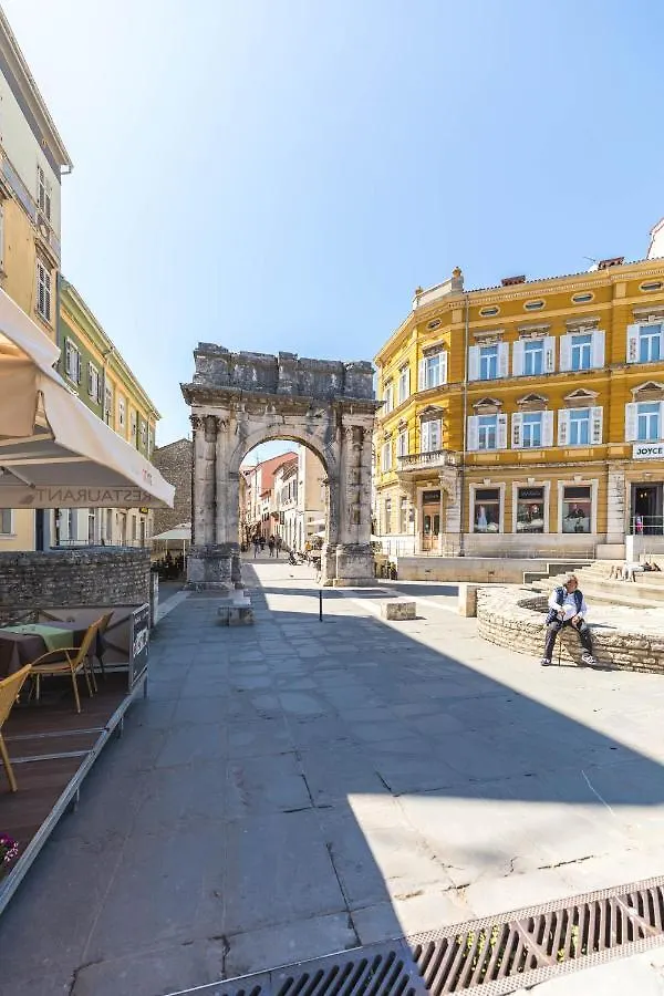 Villa Anstika Pula, Croatia